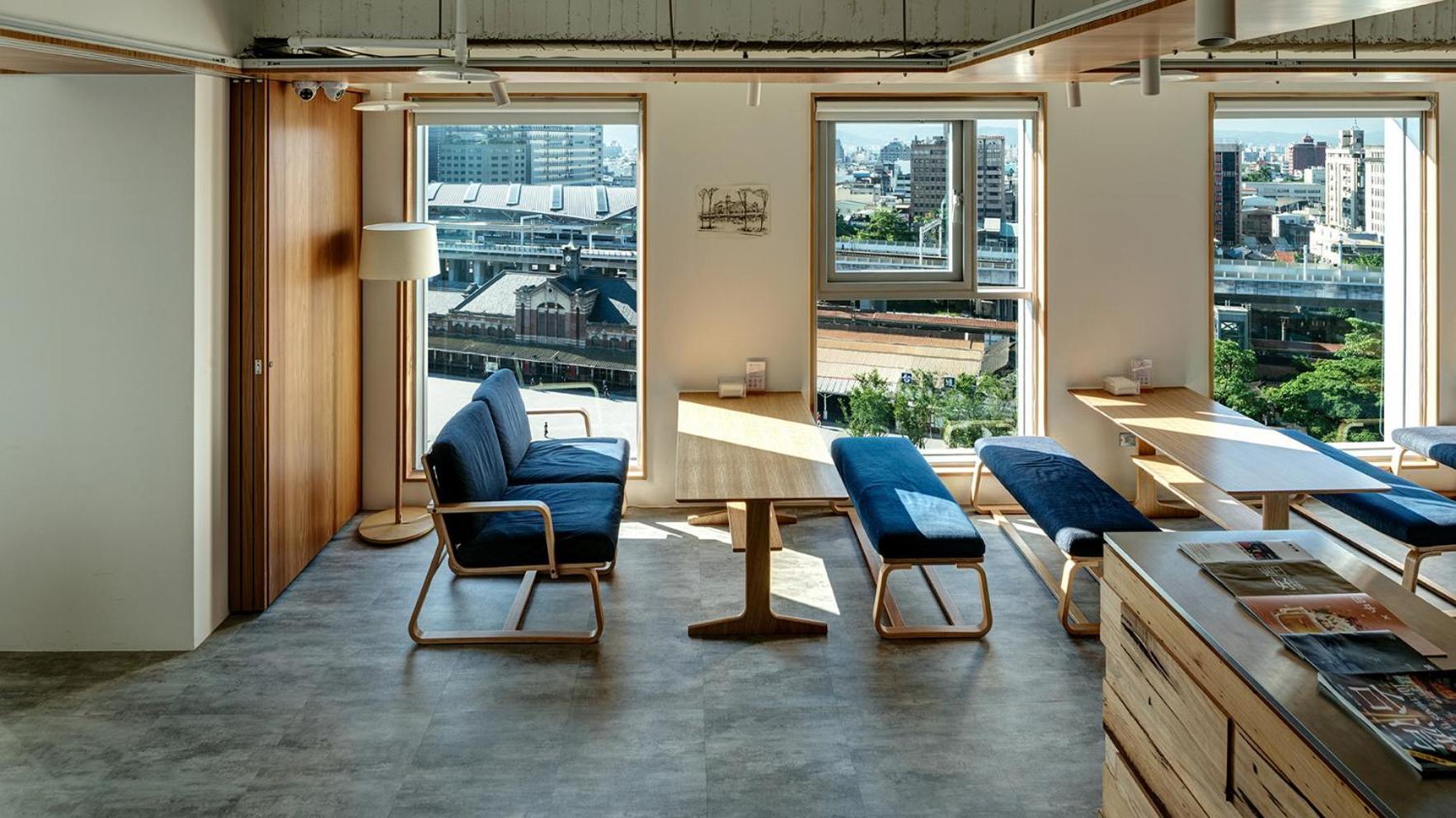 Norden Ruder Hostel Taichung Bagian luar foto