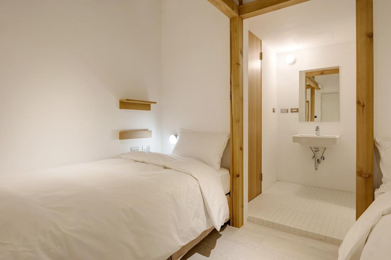 Norden Ruder Hostel Taichung Bagian luar foto